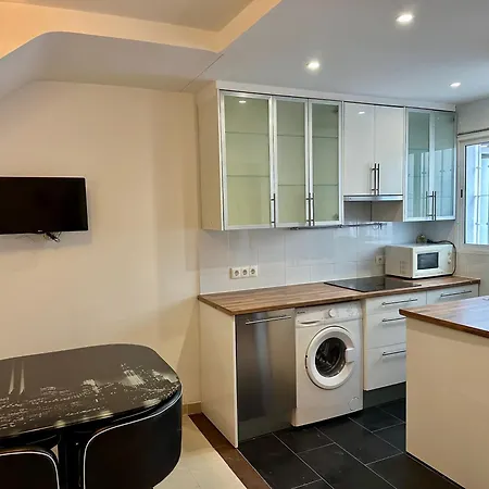 Apartamentum With Pool *